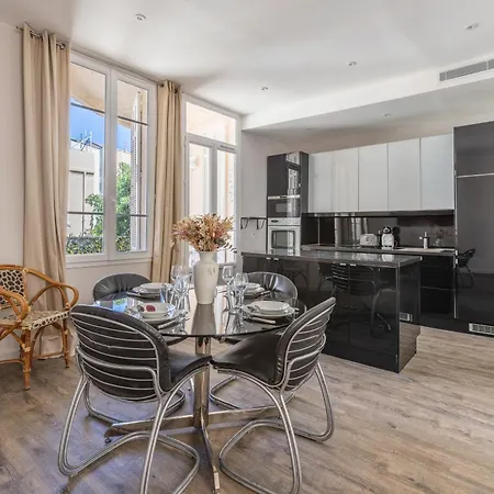 2 Balcon- Forville-meynadier A2b106 * Cannes